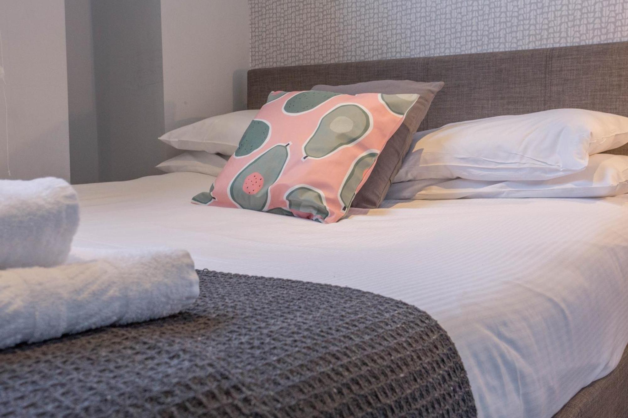 Cosy, Central Flat For Up To 4 With Park View Oksford Zewnętrze zdjęcie